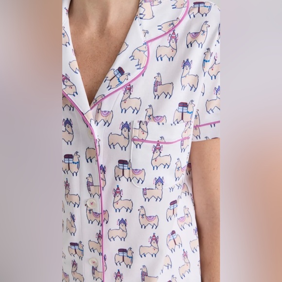 Roller Rabbit Alpaca Print Short Pajama set - Picture 2 of 8